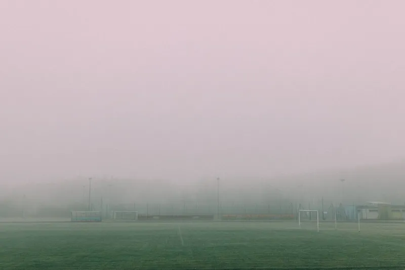 Football français : quand le calendrier dicte la tactique, saison après saison